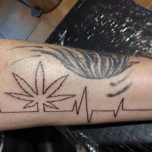 Marihuana Hearthbeat Tattoo